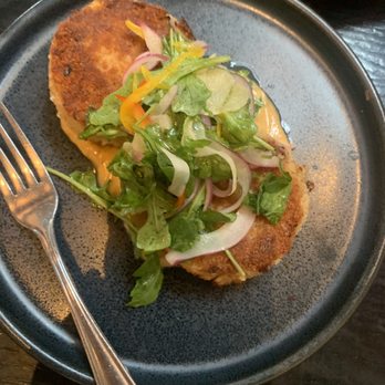 Row 34 - Seaport - Crab cakes - New American Near Me - Boston, Massachusetts