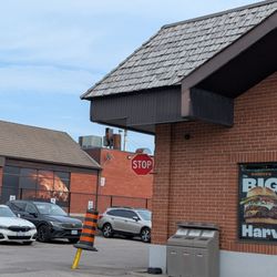More parking around the corner. You do need to pay attention to the yellow pole with a striped pylon.