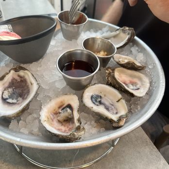 Seawitch - Oyster happy hour - Seafood Near Me - New Orleans, Louisiana Seawitch - Oyster happy hour - Seafood Near Me - New Orleans, Louisiana