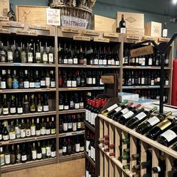 Salt Creek Wine Company