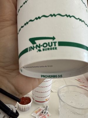 In-N-Out Burger by null