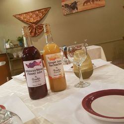 Rosaly's Food Services - Comfort space
Enjoy our homemade Ginger and Hibiscus Juice