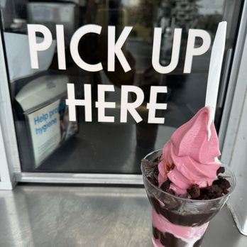 Shirleys Treats and Eats - Parfait - Ice Cream & Frozen Yogurt Near Me - Starbuck, Minnesota Shirleys Treats and Eats - Parfait - Ice Cream & Frozen Yogurt Near Me - Starbuck, Minnesota