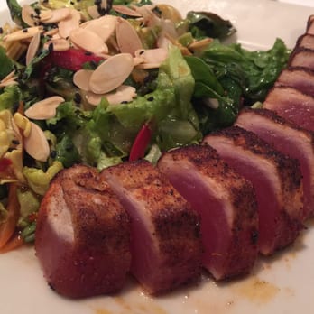 Daily Grill - Seared ahi salad - American Near Me - Burbank, California Daily Grill - Seared ahi salad - American Near Me - Burbank, California