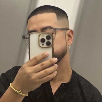 Duece’s Barbershop - Barbers Near Me - San Antonio, Texas Duece’s Barbershop - Barbers Near Me - San Antonio, Texas