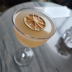 Hotel Genevieve - Rooftop bar offering