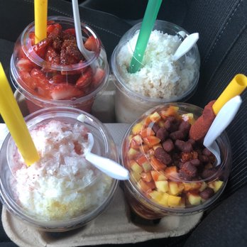 El Rinconcito - Best raspados in the valley! Chamfresa, mangoneada, freza y vainilla con lechera, and coco con nuez y lechera. - Shaved Ice Near Me - San Fernando, California