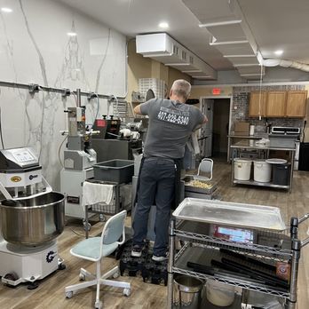 Massimo’s Artisan Pasta - Owner making pasta - Pasta Shops Near Me - Orlando, Florida