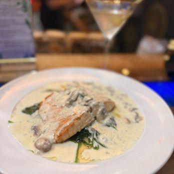Parkway Bistro - Salmon florentine - American Near Me - Longs, South Carolina Parkway Bistro - Salmon florentine - American Near Me - Longs, South Carolina