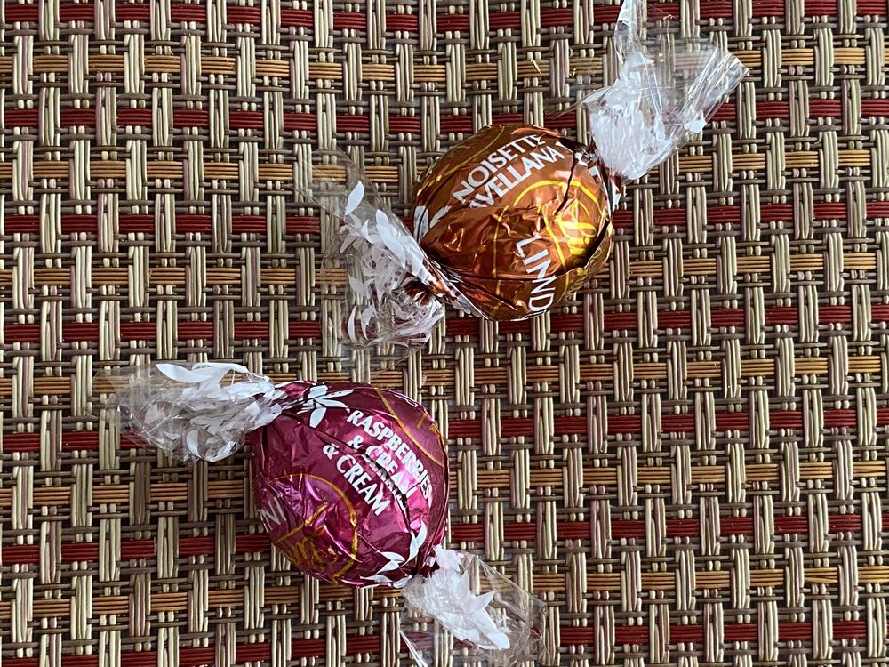 LINDT CHOCOLATE SHOP Updated April 2024 32 Photos & 11 Reviews