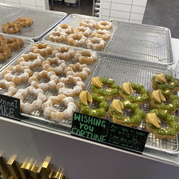 Bober Tea & Mochi Dough - Mochi Donuts - Bubble Tea Near Me - Minneapolis, Minnesota Bober Tea & Mochi Dough - Mochi Donuts - Bubble Tea Near Me - Minneapolis, Minnesota