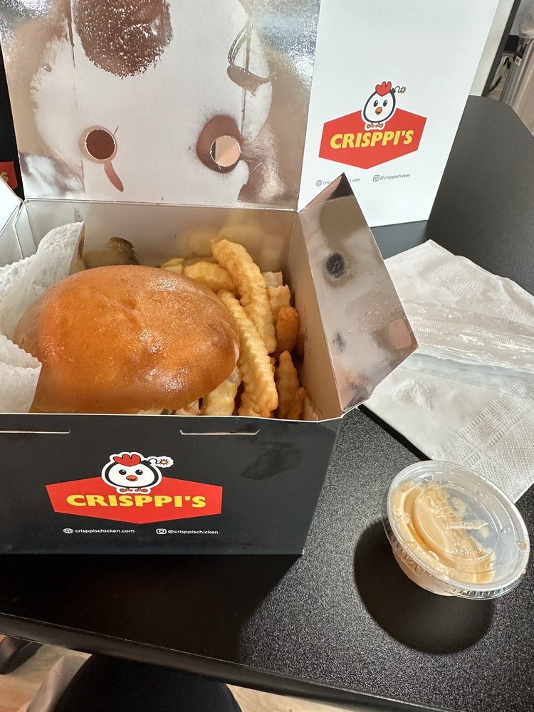 CRISPPIS CHICKEN 17 Photos & 15 Reviews 801 3rd Ave, Huntington