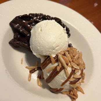Coastal Flats - Warm Flourless Chocolate WaffleChocolate - American Near Me - Gaithersburg, Maryland