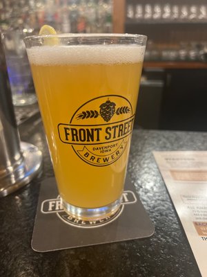 Front Street Pub & Eatery by null