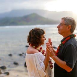 Experiencing the aloha spirit in a magical setting. Experiencing the aloha spirit in a magical setting.