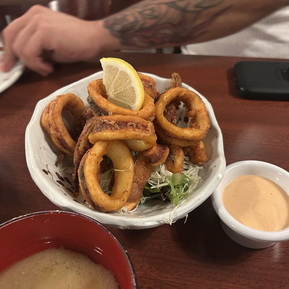 Ginza Sushi - Calamari - Sushi Bars Near Me - Honolulu, Hawaii Ginza Sushi - Calamari - Sushi Bars Near Me - Honolulu, Hawaii
