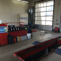 Apex Pro Kwik Lube - Two Oil Change Bays