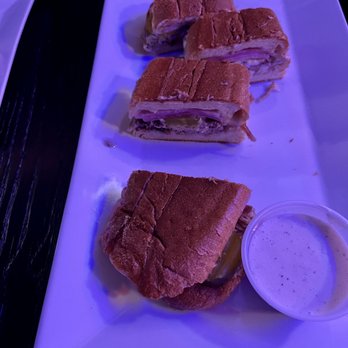 Mambo Empanadas - Cuban Bites are delicious! - Peruvian Near Me - Rutherford, New Jersey
