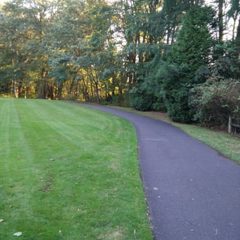 Goldsmith Neighborhood Park - Jogging trail - Parks Near Me - Bellevue, Washington Goldsmith Neighborhood Park - Jogging trail - Parks Near Me - Bellevue, Washington