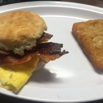 Wolf River Cafe - What's the square thing on my plate? I ordered hash brown potatoes. Yuck. - Cafes Near Me - Rossville, Tennessee Wolf River Cafe - What's the square thing on my plate? I ordered hash brown potatoes. Yuck. - Cafes Near Me - Rossville, Tennessee