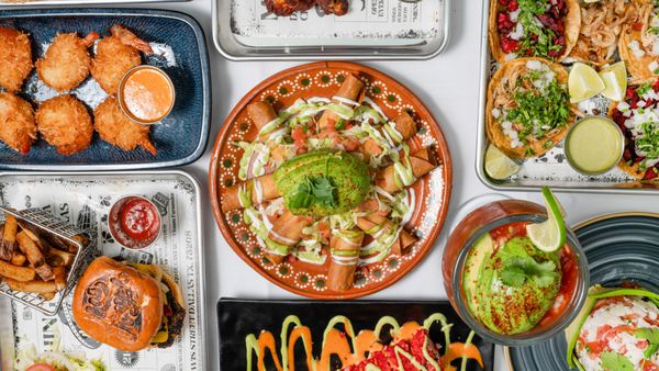 Más Chingón Cantina by null