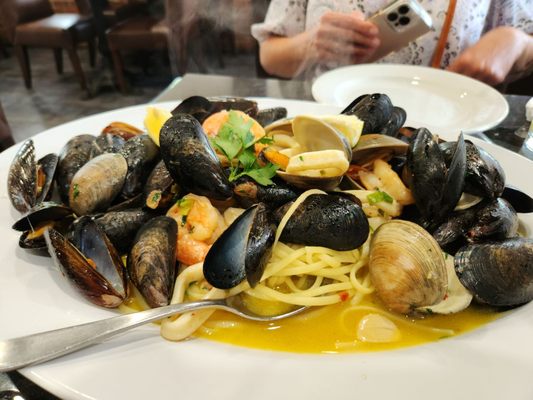 Alessio's Seafood Grille by null
