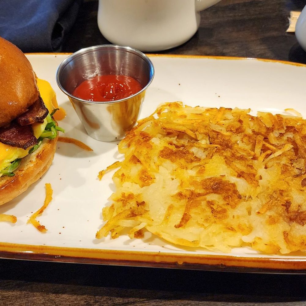 Lorimar Cafe - Breakfast sandwich with hashbrowns - Breakfast & Brunch Near Me - Temecula, California