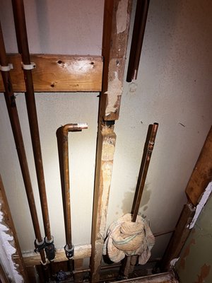 Blemler Contracting Logo