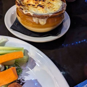 The Heights Pub - French onion soup - Pubs Near Me - Arlington, Massachusetts The Heights Pub - French onion soup - Pubs Near Me - Arlington, Massachusetts