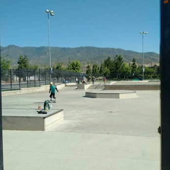 Fontana Park - skate park. - Parks Near Me - Fontana, California