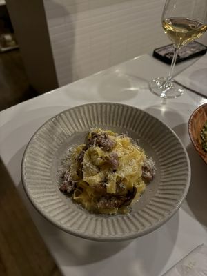 Gemini — Wine Shop + Dinner by null