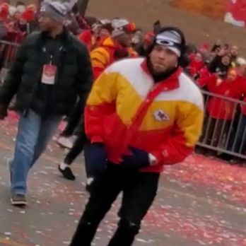 Chiefs Parade 2020 - Tyrann Mathieu - Local Flavor Near Me - Kansas City, Missouri Chiefs Parade 2020 - Tyrann Mathieu - Local Flavor Near Me - Kansas City, Missouri