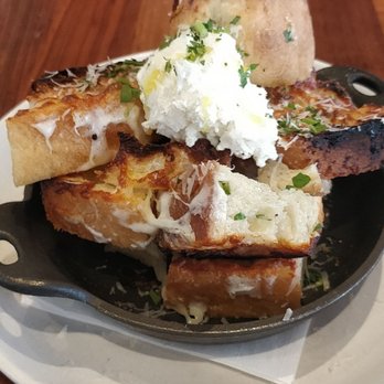 North Italia - White Truffle Garlic Bread - Italian Near Me - Plano, Texas North Italia - White Truffle Garlic Bread - Italian Near Me - Plano, Texas