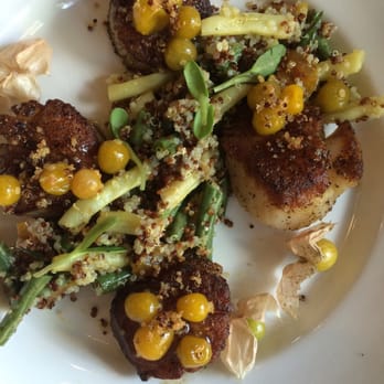 Magpie Cafe - scallops and quinoa special - New American Near Me - Sacramento, California Magpie Cafe - scallops and quinoa special - New American Near Me - Sacramento, California