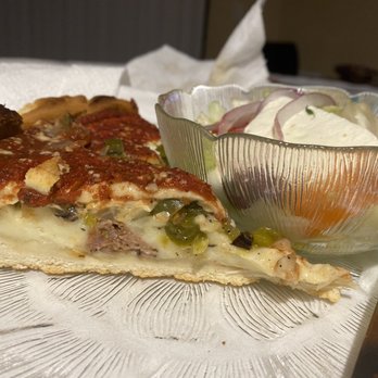 Giordano's - Deep dish and salad - Pizza Near Me - Kissimmee, Florida