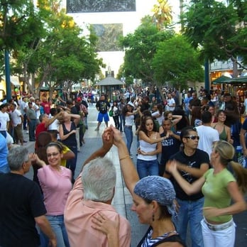 Salsa Dancing @ Third Street Promenade - | www.eddie-hernandez.com - Arts & Entertainment Near Me - Santa Monica, California