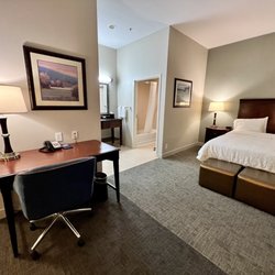 Hampton Inn by Hilton