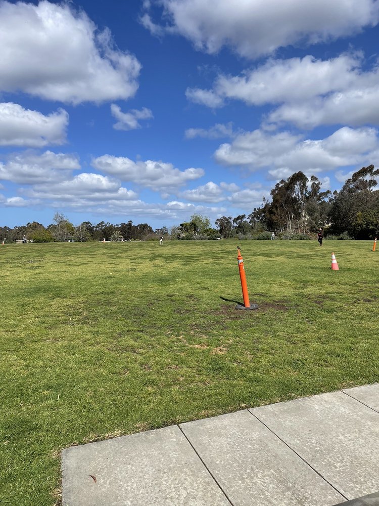 MEANLEY OPEN PARK Updated September 2024 14 Photos 10368 Meanley Dr, San Diego, California