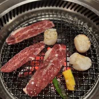 石田屋 炭焼肉 石田屋 - Updated July 2025 - 16 Photos - 中央区