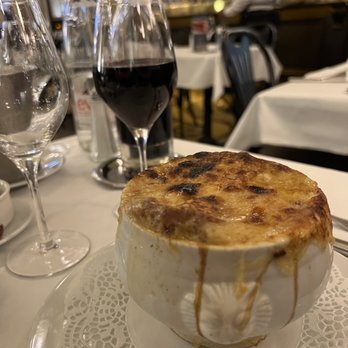 Le Grand Colbert - French onion soup - French Near Me - Paris, 75 Le Grand Colbert - French onion soup - French Near Me - Paris, 75