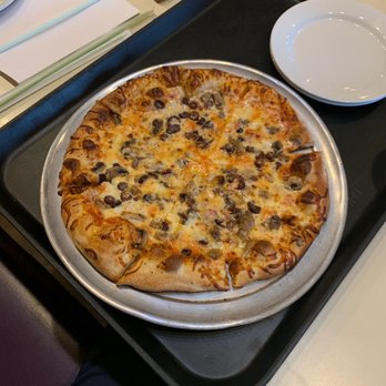 THE LOOP RESTAURANT - Veggie pizza - Pizza Near Me - Fernandina Beach, Florida THE LOOP RESTAURANT - Veggie pizza - Pizza Near Me - Fernandina Beach, Florida