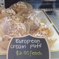 Ayla's Patisserie - Ayla's Patisserie....Kapolei Parkway....