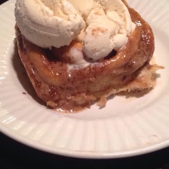 Gil's Broiler & Manske Roll Bakery - Burgers Near Me - San Marcos, Texas