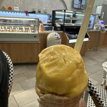 Freddo - Mango - Gelato Near Me - Las Vegas, Nevada