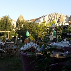 Coffeedocia - A nice patio with good seating. they even have swings and board games. looks like loads of fun. but don't have much time to stay