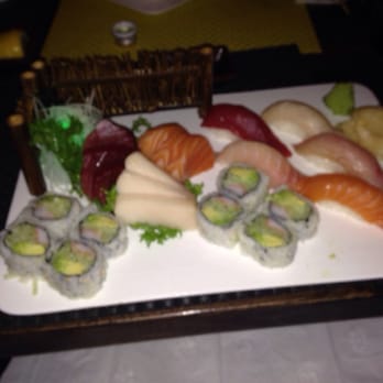 Akanomi - Combo #5, yum! - Sushi Bars Near Me - Altamont, New York Akanomi - Combo #5, yum! - Sushi Bars Near Me - Altamont, New York