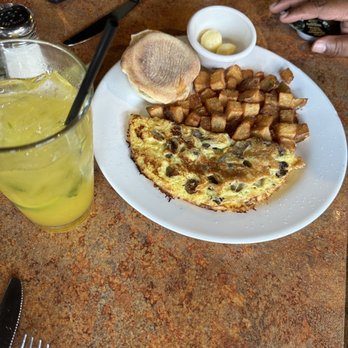 Bridgewater Grill - Omelet - American Near Me - Golden, Colorado