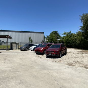 Rapido Motors - Our Lot - Car Dealers Near Me - Irving, Texas Rapido Motors - Our Lot - Car Dealers Near Me - Irving, Texas