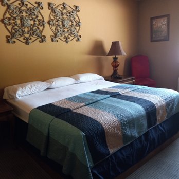 Wagon Wheel Inn - King Room - Hotels Near Me - Petal, Mississippi Wagon Wheel Inn - King Room - Hotels Near Me - Petal, Mississippi