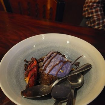 Barkada Social Club - Nutella lava cake - Filipino Near Me - Astoria, New York